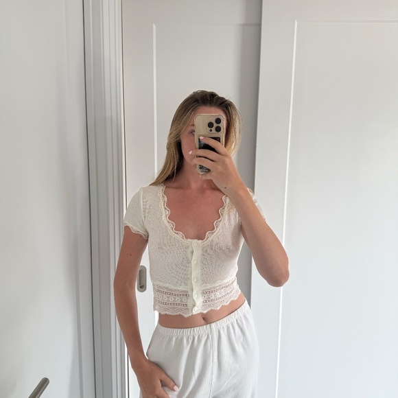 White Lace Detail Cropped T-Shirt - Picture 2 of 8